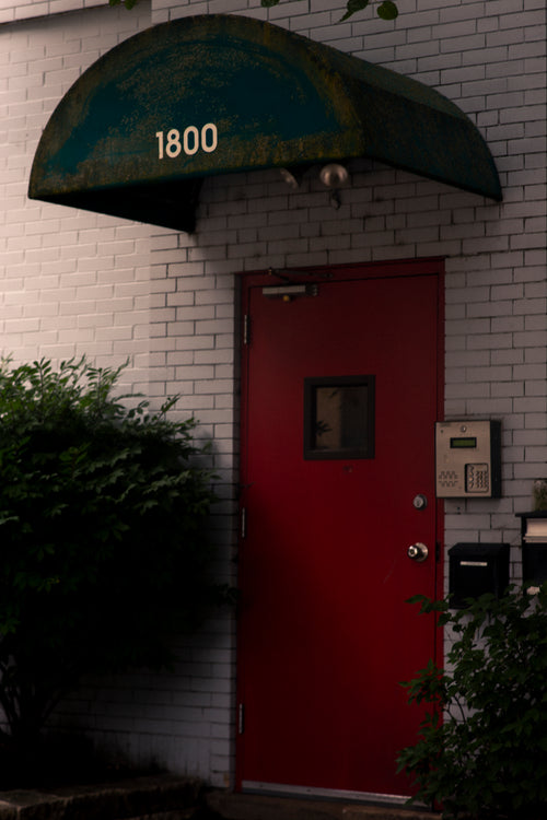 Main image 1800 W Bernice