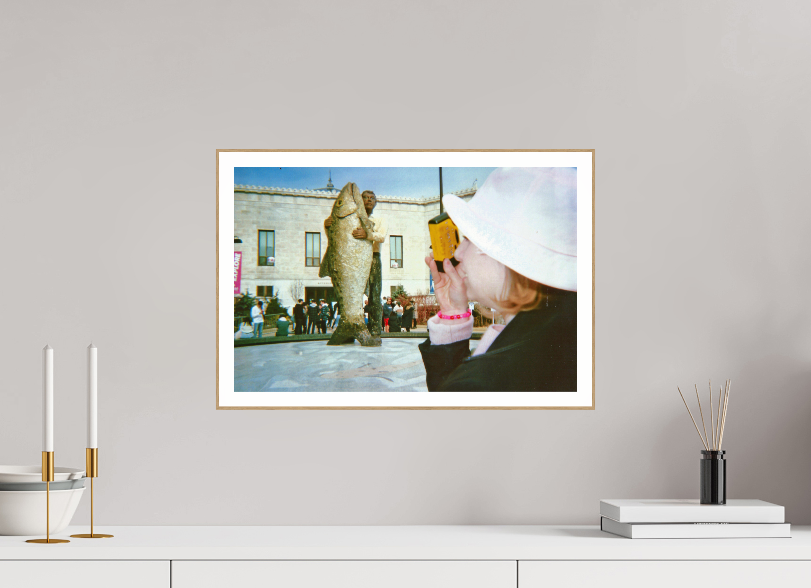 18.3 x 12″, Solid Wood ArtBox (Oak) fishman
