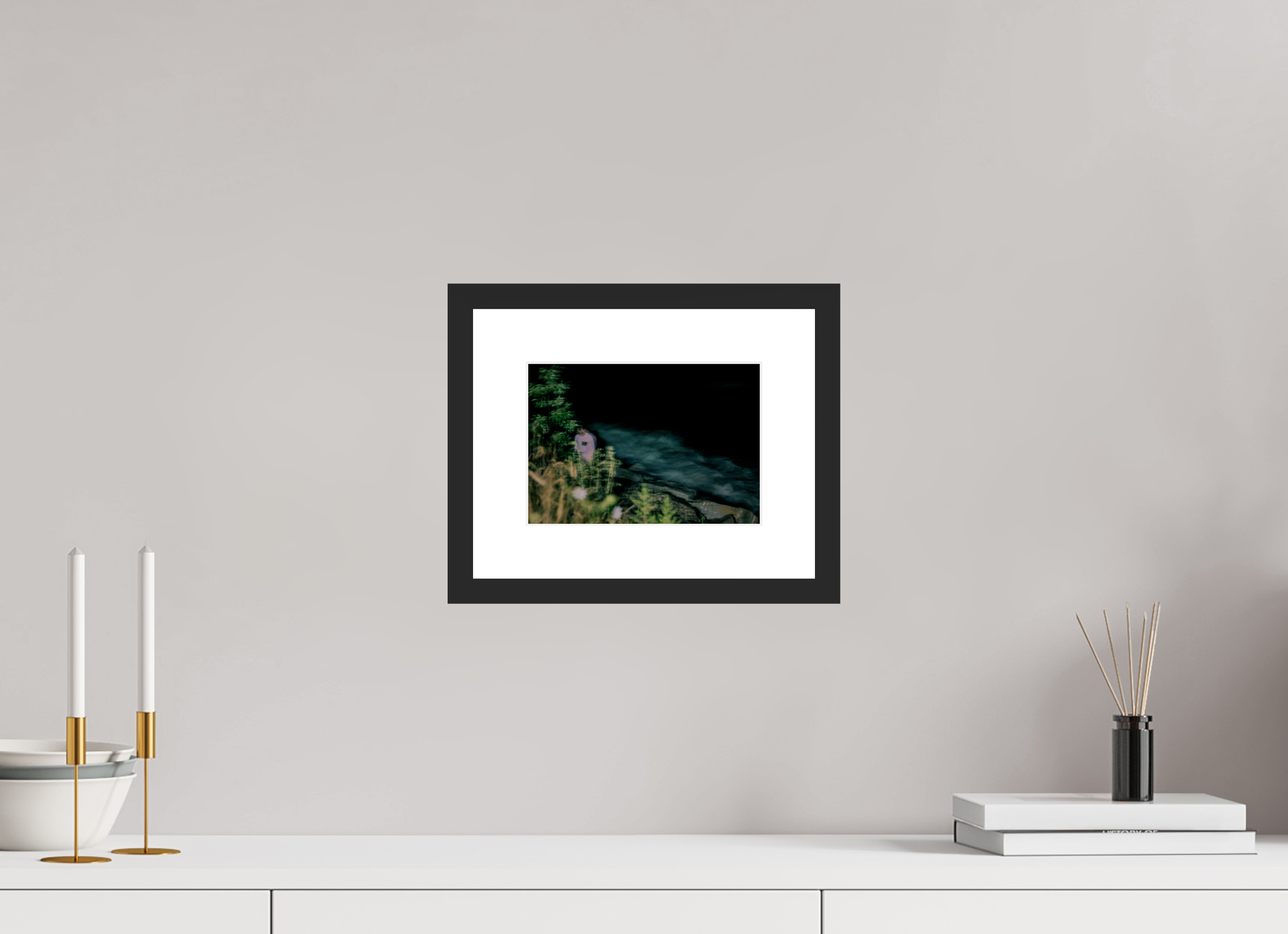 ISO A5 (21 x 14,8 cm), Fuji Crystal Archive Print Framed (Black) Conjuring